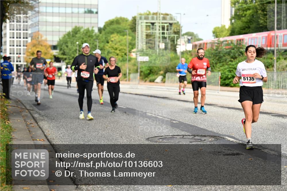 06.09.2026 - CURREX Alsterlauf Dr. Thomas Lammeyer http://msf.ph/oto/10136603 06.09.2026 10:01:46 Laufen 2625, 4151, 5135 meine-sportfotos.de