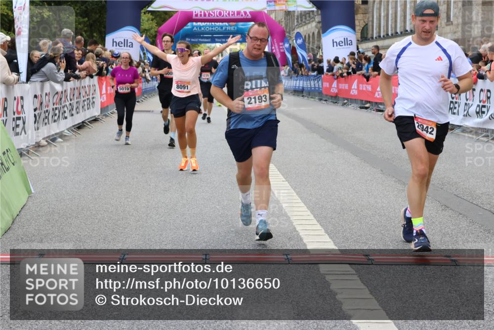 06.09.2026 - CURREX Alsterlauf Strokosch-Dieckow http://msf.ph/oto/10136650 06.09.2026 10:12:50 Ziel 2193, 2219, 2678, 2942, 3139, 4482, 4825, 5009, 5010, 5809, 8091 meine-sportfotos.de