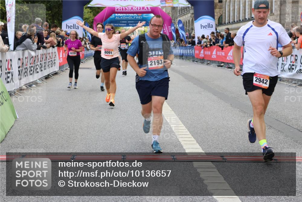 06.09.2026 - CURREX Alsterlauf Strokosch-Dieckow http://msf.ph/oto/10136657 06.09.2026 10:12:50 Ziel 2193, 2219, 2678, 2942, 3139, 4482, 4825, 5009, 5010, 5809, 8091 meine-sportfotos.de