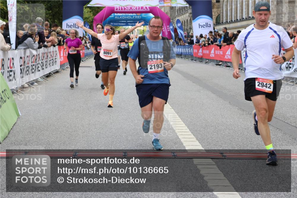 06.09.2026 - CURREX Alsterlauf Strokosch-Dieckow http://msf.ph/oto/10136665 06.09.2026 10:12:50 Ziel 2193, 2219, 2678, 2942, 3139, 4482, 4825, 5009, 5010, 5809, 8091 meine-sportfotos.de