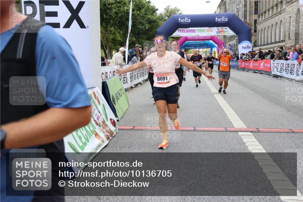 06.09.2026 - CURREX Alsterlauf Strokosch-Dieckow http://msf.ph/oto/10136705 06.09.2026 10:12:52 Ziel 2193, 2678, 2942, 4825, 5009, 5010, 5335, 6235, 8091 meine-sportfotos.de