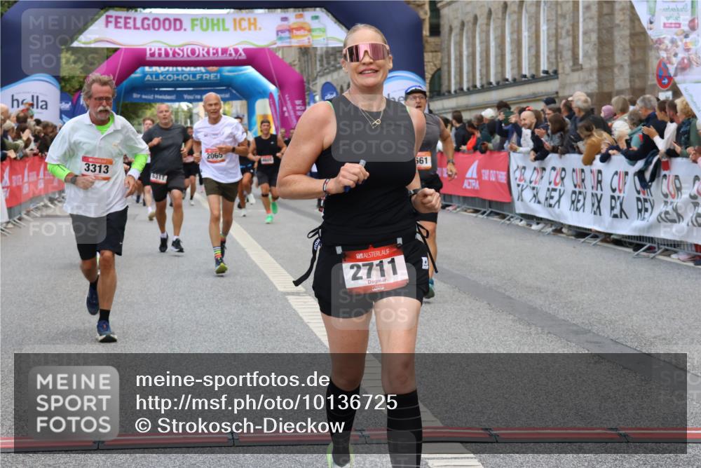 06.09.2026 - CURREX Alsterlauf Strokosch-Dieckow http://msf.ph/oto/10136725 06.09.2026 09:58:52 Ziel 2017, 2065, 2244, 2711, 3078, 3313, 3691, 4080, 4081, 4299, 5557, 5661, 5764, 5810, 5964, 6111, 6311 meine-sportfotos.de