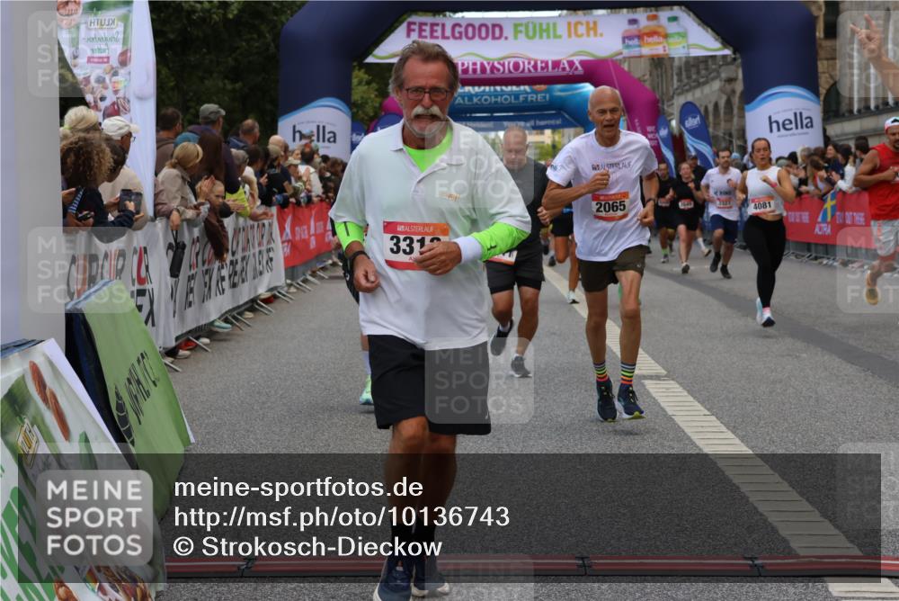 06.09.2026 - CURREX Alsterlauf Strokosch-Dieckow http://msf.ph/oto/10136743 06.09.2026 09:58:54 Ziel 2017, 2065, 2244, 2711, 3078, 3313, 3323, 3691, 4048, 4080, 4081, 4299, 4605, 4779, 5100, 5557, 5661, 6111, 6311 meine-sportfotos.de