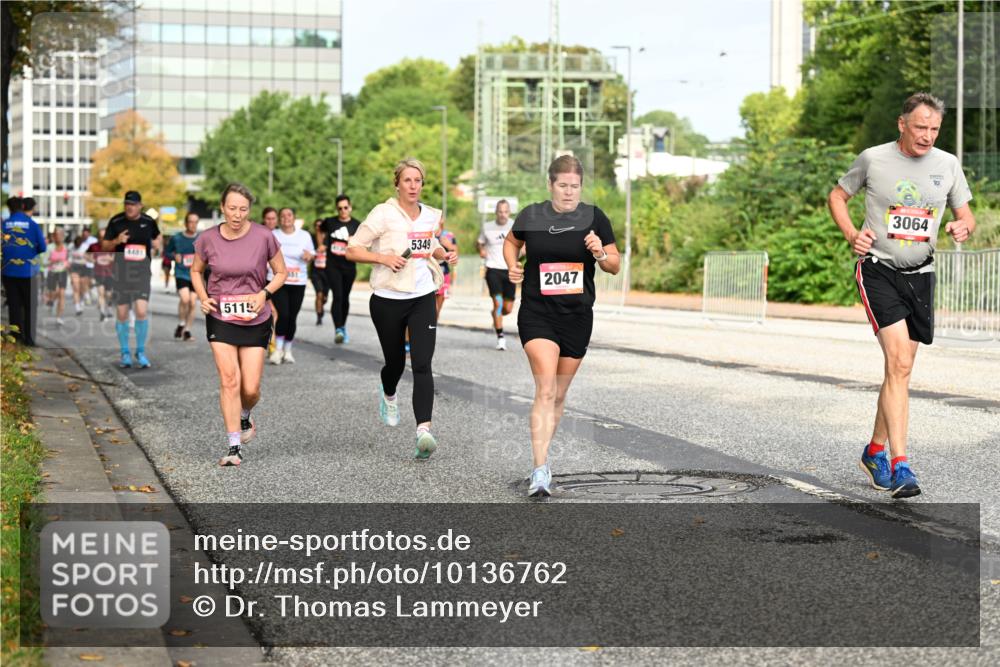 06.09.2026 - CURREX Alsterlauf Dr. Thomas Lammeyer http://msf.ph/oto/10136762 06.09.2026 10:02:00 Laufen 4481, 5115, 5349, 2047, 3064 meine-sportfotos.de