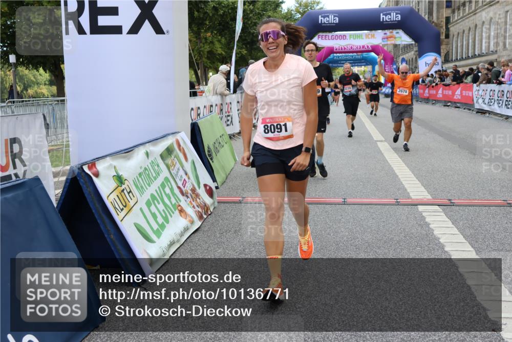06.09.2026 - CURREX Alsterlauf Strokosch-Dieckow http://msf.ph/oto/10136771 06.09.2026 10:12:53 Ziel 2193, 2493, 2678, 2942, 4825, 5009, 5010, 5335, 6235, 8091 meine-sportfotos.de