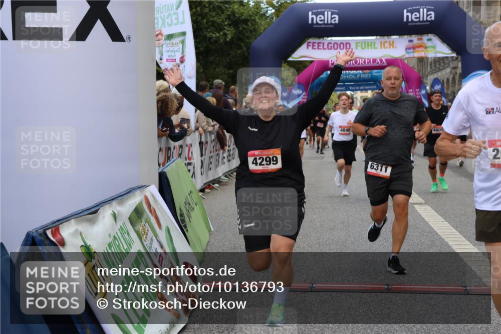 06.09.2026 - CURREX Alsterlauf Strokosch-Dieckow http://msf.ph/oto/10136793 06.09.2026 09:58:56 Ziel 2065, 2244, 2649, 2711, 3049, 3078, 3203, 3313, 3323, 3765, 4048, 4080, 4081, 4299, 4605, 4779, 5099, 5100, 5557, 5661, 6064, 6065, 6311, 8051, 8265 meine-sportfotos.de