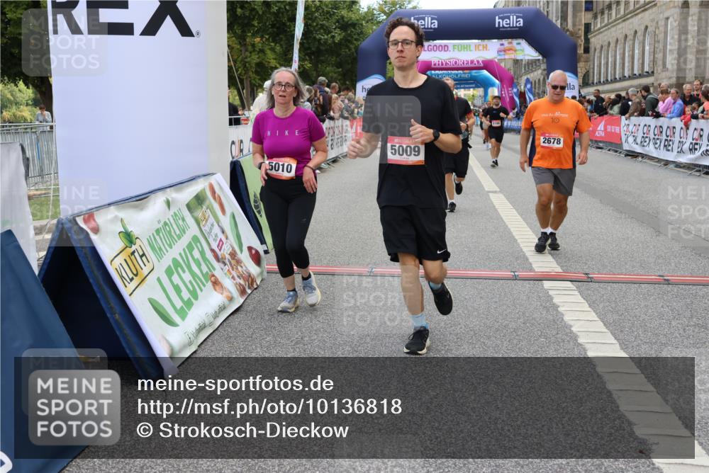 06.09.2026 - CURREX Alsterlauf Strokosch-Dieckow http://msf.ph/oto/10136818 06.09.2026 10:12:54 Ziel 2193, 2493, 2678, 2725, 2942, 4825, 5009, 5010, 5335, 6235, 8091 meine-sportfotos.de