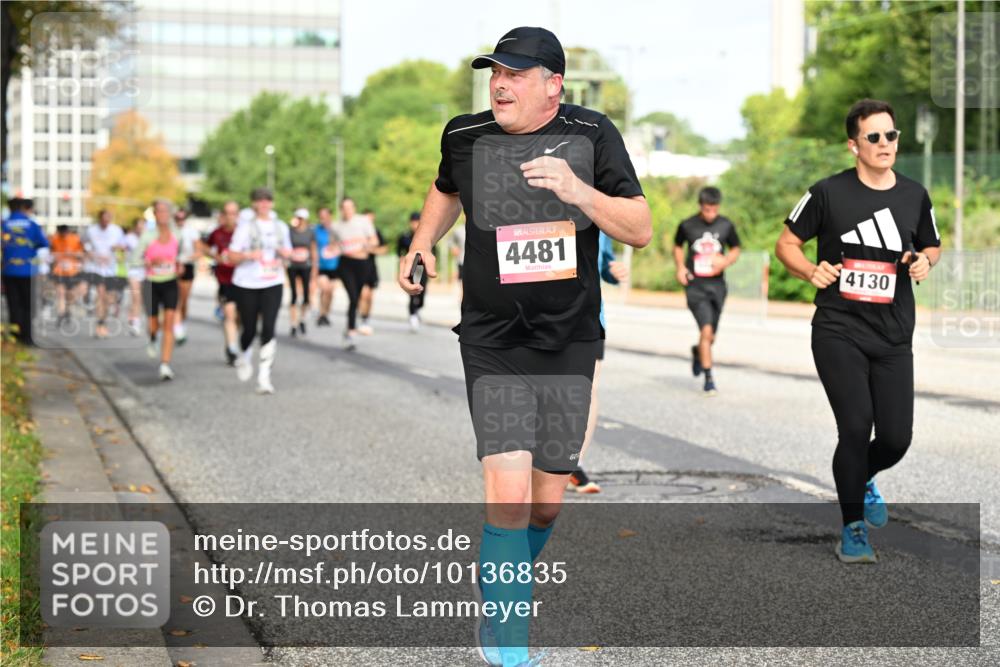 06.09.2026 - CURREX Alsterlauf Dr. Thomas Lammeyer http://msf.ph/oto/10136835 06.09.2026 10:02:06 Laufen 4481, 4130 meine-sportfotos.de
