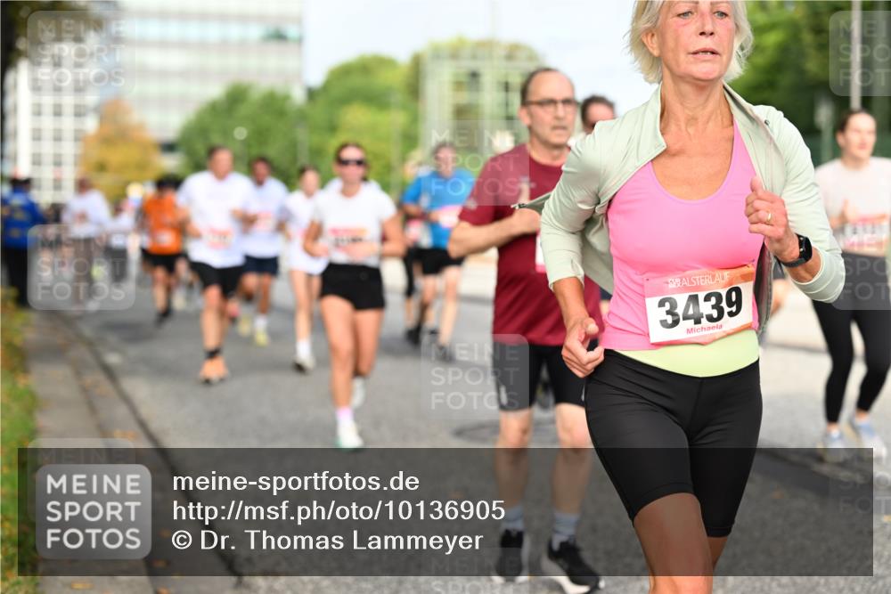 06.09.2026 - CURREX Alsterlauf Dr. Thomas Lammeyer http://msf.ph/oto/10136905 06.09.2026 10:02:12 Laufen 3439 meine-sportfotos.de