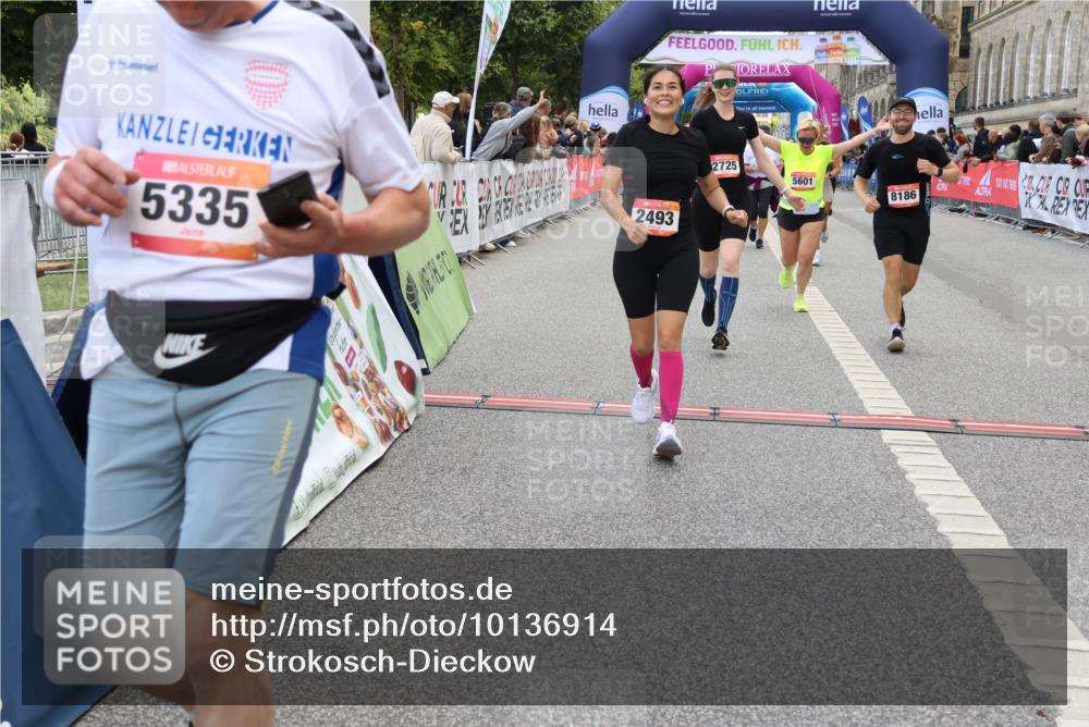 06.09.2026 - CURREX Alsterlauf Strokosch-Dieckow http://msf.ph/oto/10136914 06.09.2026 10:12:59 Ziel 2493, 2588, 2595, 2678, 2725, 5009, 5010, 5162, 5335, 5601, 6235, 8186 meine-sportfotos.de