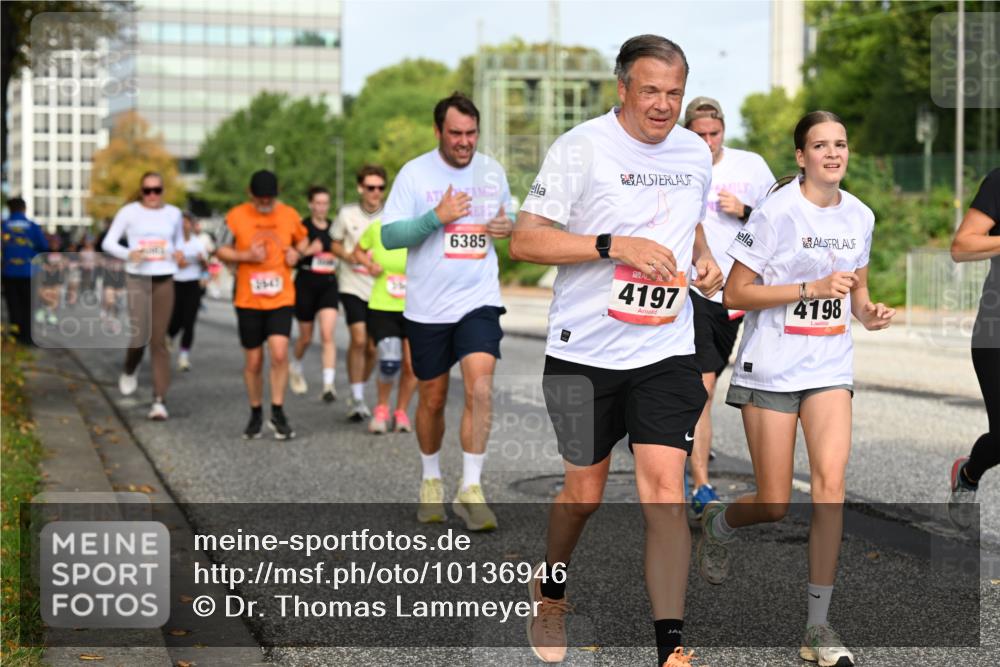 06.09.2026 - CURREX Alsterlauf Dr. Thomas Lammeyer http://msf.ph/oto/10136946 06.09.2026 10:02:16 Laufen 6385, 4197, 4198 meine-sportfotos.de