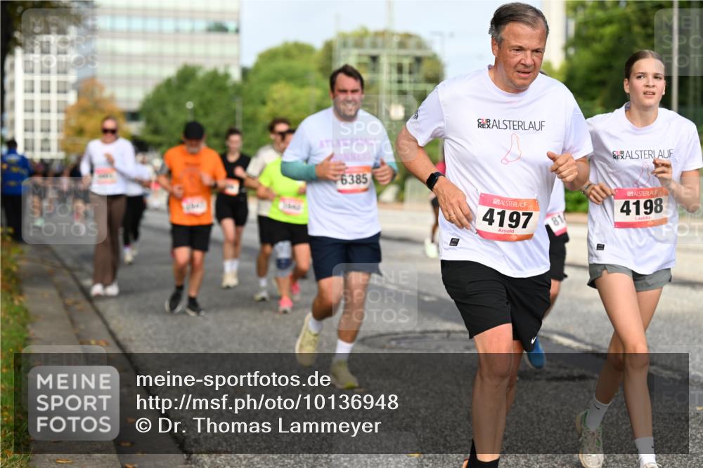 06.09.2026 - CURREX Alsterlauf Dr. Thomas Lammeyer http://msf.ph/oto/10136948 06.09.2026 10:02:16 Laufen 6385, 4197, 4198 meine-sportfotos.de