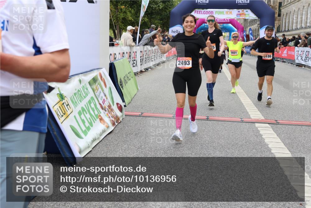 06.09.2026 - CURREX Alsterlauf Strokosch-Dieckow http://msf.ph/oto/10136956 06.09.2026 10:12:59 Ziel 2493, 2588, 2595, 2678, 2725, 5009, 5010, 5162, 5335, 5601, 6235, 8186 meine-sportfotos.de