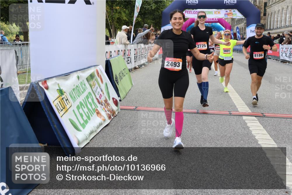 06.09.2026 - CURREX Alsterlauf Strokosch-Dieckow http://msf.ph/oto/10136966 06.09.2026 10:13:00 Ziel 2285, 2493, 2588, 2595, 2678, 2725, 3901, 5009, 5010, 5162, 5335, 5601, 6235, 8186 meine-sportfotos.de