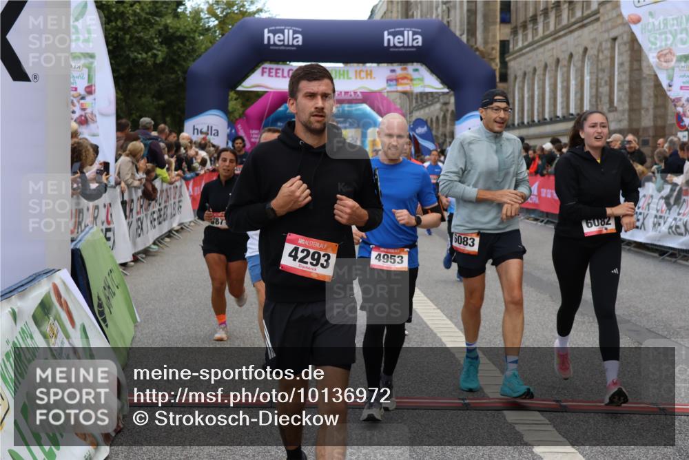 06.09.2026 - CURREX Alsterlauf Strokosch-Dieckow http://msf.ph/oto/10136972 06.09.2026 09:59:07 Ziel 2060, 2068, 2618, 2627, 2649, 2981, 3049, 3203, 3375, 3425, 3499, 3517, 3546, 3552, 3765, 3871, 4293, 4531, 4814, 4856, 4953, 4990, 5099, 5459, 5599, 5801, 5891, 6064, 6065, 6082, 6083, 6337, 8051, 8206, 8265, 8320 meine-sportfotos.de