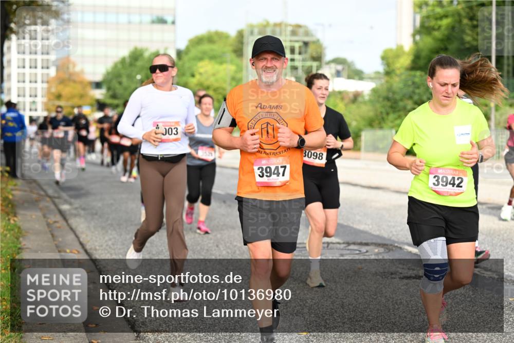 06.09.2026 - CURREX Alsterlauf Dr. Thomas Lammeyer http://msf.ph/oto/10136980 06.09.2026 10:02:19 Laufen 003, 3947, 3098, 3942 meine-sportfotos.de