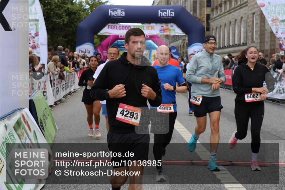 06.09.2026 - CURREX Alsterlauf Strokosch-Dieckow http://msf.ph/oto/10136985 06.09.2026 09:59:07 Ziel 2060, 2068, 2618, 2627, 2649, 2981, 3049, 3203, 3375, 3425, 3499, 3517, 3546, 3552, 3765, 3871, 4293, 4531, 4814, 4856, 4953, 4990, 5099, 5459, 5599, 5801, 5891, 6064, 6065, 6082, 6083, 6337, 8051, 8206, 8265, 8320 meine-sportfotos.de