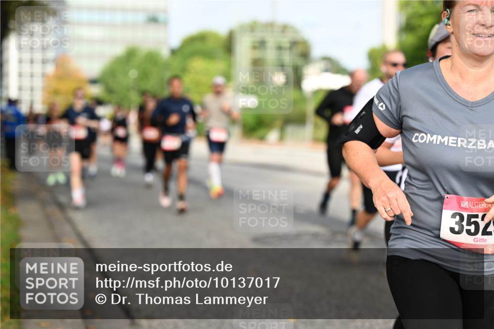 06.09.2026 - CURREX Alsterlauf Dr. Thomas Lammeyer http://msf.ph/oto/10137017 06.09.2026 10:02:22 Laufen 352 meine-sportfotos.de
