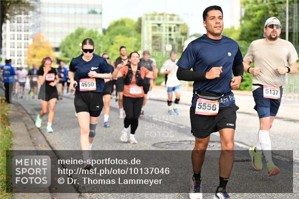 06.09.2026 - CURREX Alsterlauf Dr. Thomas Lammeyer http://msf.ph/oto/10137046 06.09.2026 10:02:25 Laufen 4650, 6107, 5556, 5137 meine-sportfotos.de