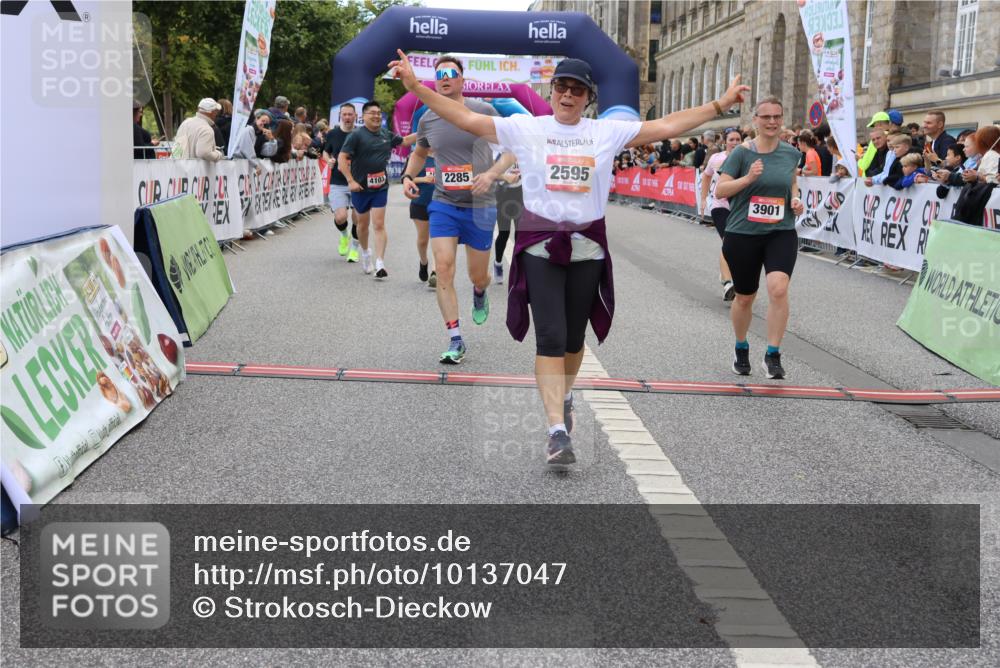 06.09.2026 - CURREX Alsterlauf Strokosch-Dieckow http://msf.ph/oto/10137047 06.09.2026 10:13:05 Ziel 2073, 2285, 2493, 2588, 2595, 2725, 2824, 3891, 3901, 4035, 4103, 5162, 5601, 5943, 8186 meine-sportfotos.de