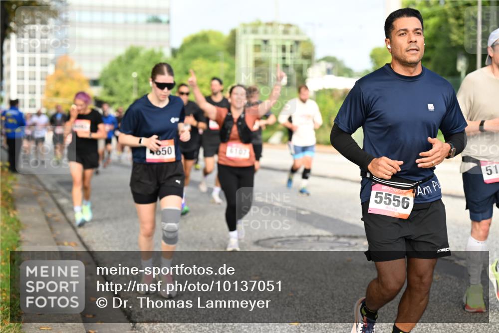 06.09.2026 - CURREX Alsterlauf Dr. Thomas Lammeyer http://msf.ph/oto/10137051 06.09.2026 10:02:26 Laufen 650, 6107, 5556, 51 meine-sportfotos.de