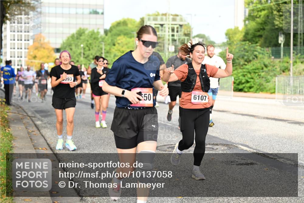 06.09.2026 - CURREX Alsterlauf Dr. Thomas Lammeyer http://msf.ph/oto/10137058 06.09.2026 10:02:27 Laufen 093, 50, 6107 meine-sportfotos.de