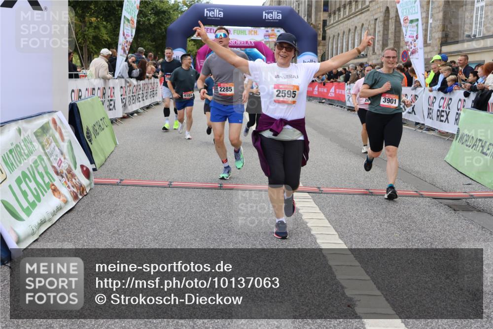 06.09.2026 - CURREX Alsterlauf Strokosch-Dieckow http://msf.ph/oto/10137063 06.09.2026 10:13:05 Ziel 2073, 2285, 2493, 2588, 2595, 2725, 2824, 3891, 3901, 4035, 4103, 5162, 5601, 5943, 8186 meine-sportfotos.de