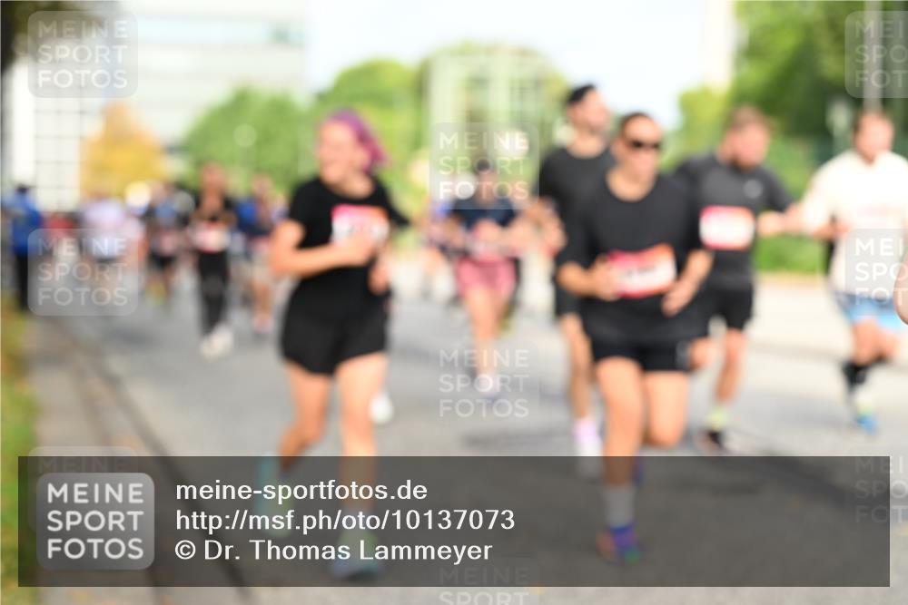 06.09.2026 - CURREX Alsterlauf Dr. Thomas Lammeyer http://msf.ph/oto/10137073 06.09.2026 10:02:28 Laufen  meine-sportfotos.de