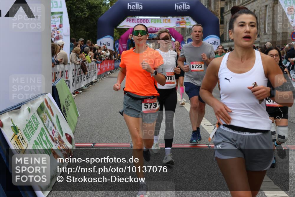 06.09.2026 - CURREX Alsterlauf Strokosch-Dieckow http://msf.ph/oto/10137076 06.09.2026 09:59:21 Ziel 2220, 2367, 2772, 2913, 3535, 3542, 3600, 3657, 3825, 3844, 3892, 4091, 4139, 4158, 4217, 4748, 4791, 5160, 5249, 5723, 5735, 6059, 6312, 6443, 6447 meine-sportfotos.de