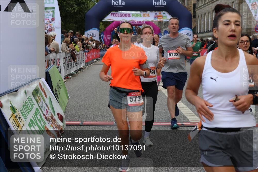 06.09.2026 - CURREX Alsterlauf Strokosch-Dieckow http://msf.ph/oto/10137091 06.09.2026 09:59:21 Ziel 2220, 2367, 2772, 2913, 3535, 3542, 3600, 3657, 3825, 3844, 3892, 4091, 4139, 4158, 4217, 4748, 4791, 5160, 5249, 5723, 5735, 6059, 6312, 6443, 6447 meine-sportfotos.de