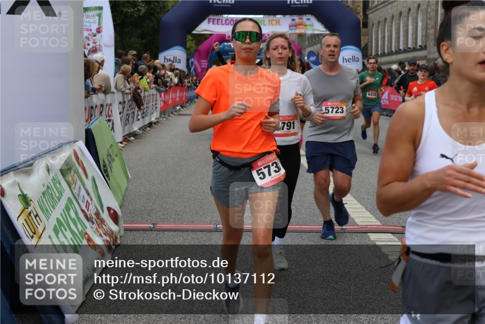 06.09.2026 - CURREX Alsterlauf Strokosch-Dieckow http://msf.ph/oto/10137112 06.09.2026 09:59:21 Ziel 2220, 2367, 2772, 2913, 3535, 3542, 3600, 3657, 3825, 3844, 3892, 4091, 4139, 4158, 4217, 4748, 4791, 5160, 5249, 5723, 5735, 6059, 6312, 6443, 6447 meine-sportfotos.de