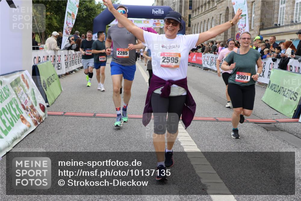06.09.2026 - CURREX Alsterlauf Strokosch-Dieckow http://msf.ph/oto/10137135 06.09.2026 10:13:06 Ziel 2073, 2285, 2588, 2595, 2725, 2824, 3891, 3901, 4035, 4103, 5162, 5601, 5943, 8186 meine-sportfotos.de