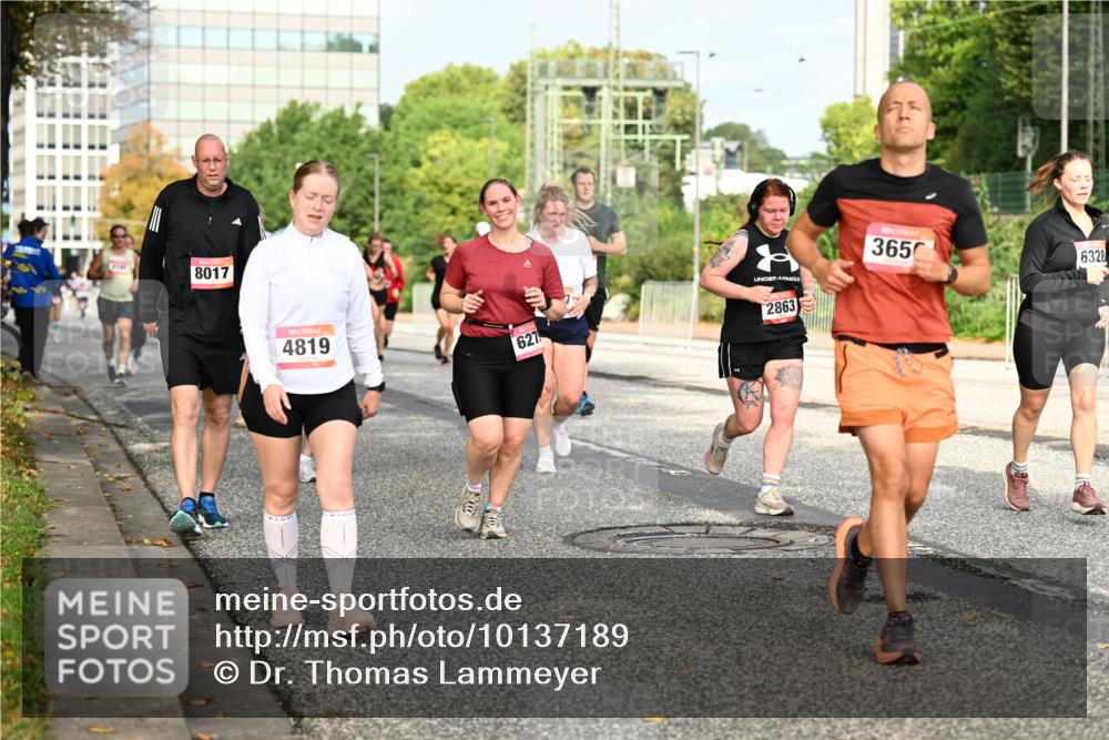 06.09.2026 - CURREX Alsterlauf Dr. Thomas Lammeyer http://msf.ph/oto/10137189 06.09.2026 10:02:39 Laufen 8017, 4819, 627, 2863, 3650, 6328 meine-sportfotos.de