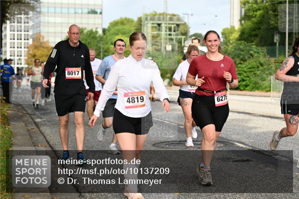 06.09.2026 - CURREX Alsterlauf Dr. Thomas Lammeyer http://msf.ph/oto/10137209 06.09.2026 10:02:41 Laufen 8017, 4819, 430, 6275 meine-sportfotos.de