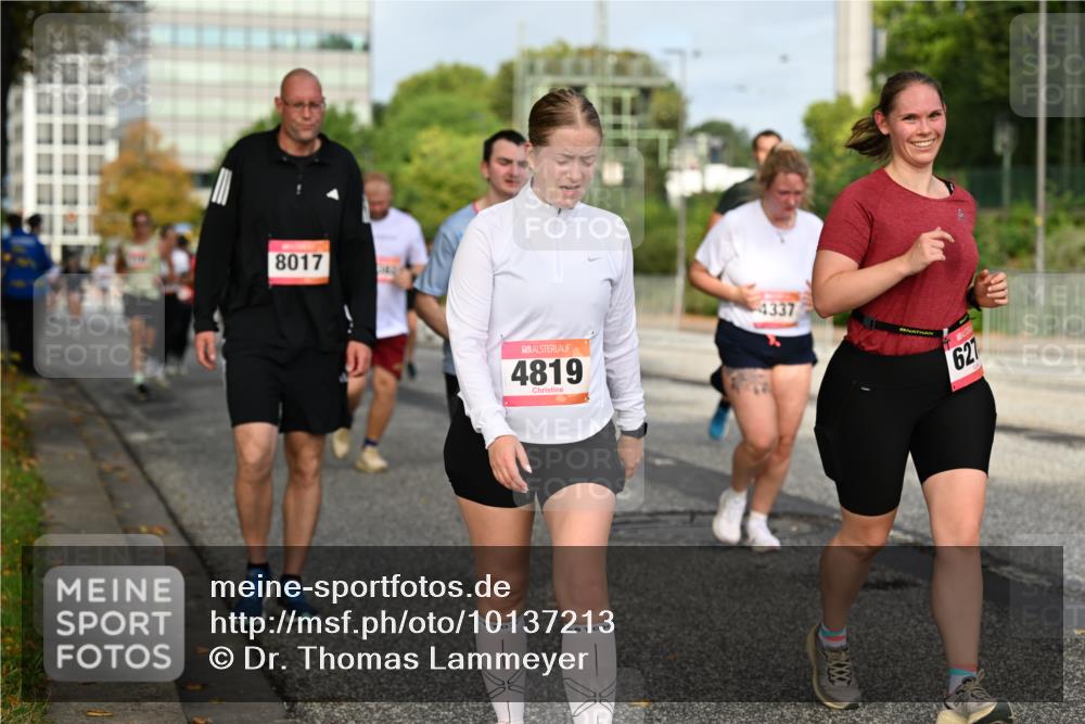 06.09.2026 - CURREX Alsterlauf Dr. Thomas Lammeyer http://msf.ph/oto/10137213 06.09.2026 10:02:41 Laufen 8017, 4819, 4337, 621 meine-sportfotos.de