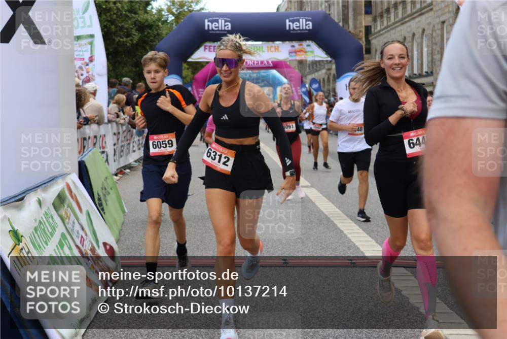 06.09.2026 - CURREX Alsterlauf Strokosch-Dieckow http://msf.ph/oto/10137214 06.09.2026 09:59:24 Ziel 2367, 2772, 3535, 3542, 3600, 3657, 3844, 4091, 4139, 4158, 4217, 4478, 4748, 4791, 5160, 5712, 5723, 5735, 6059, 6312, 6443, 6447 meine-sportfotos.de