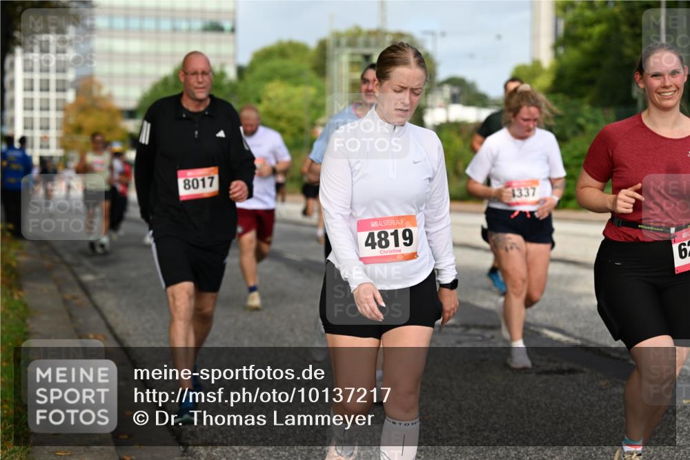 06.09.2026 - CURREX Alsterlauf Dr. Thomas Lammeyer http://msf.ph/oto/10137217 06.09.2026 10:02:42 Laufen 8017, 4819, 1337, 6 meine-sportfotos.de