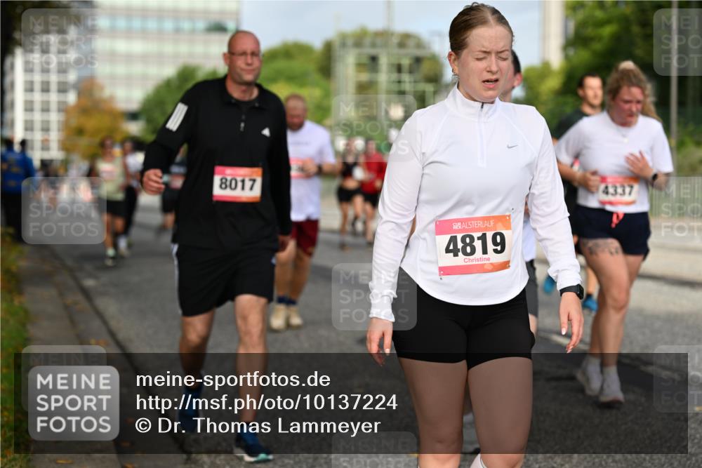 06.09.2026 - CURREX Alsterlauf Dr. Thomas Lammeyer http://msf.ph/oto/10137224 06.09.2026 10:02:42 Laufen 8017, 4819, 4337 meine-sportfotos.de