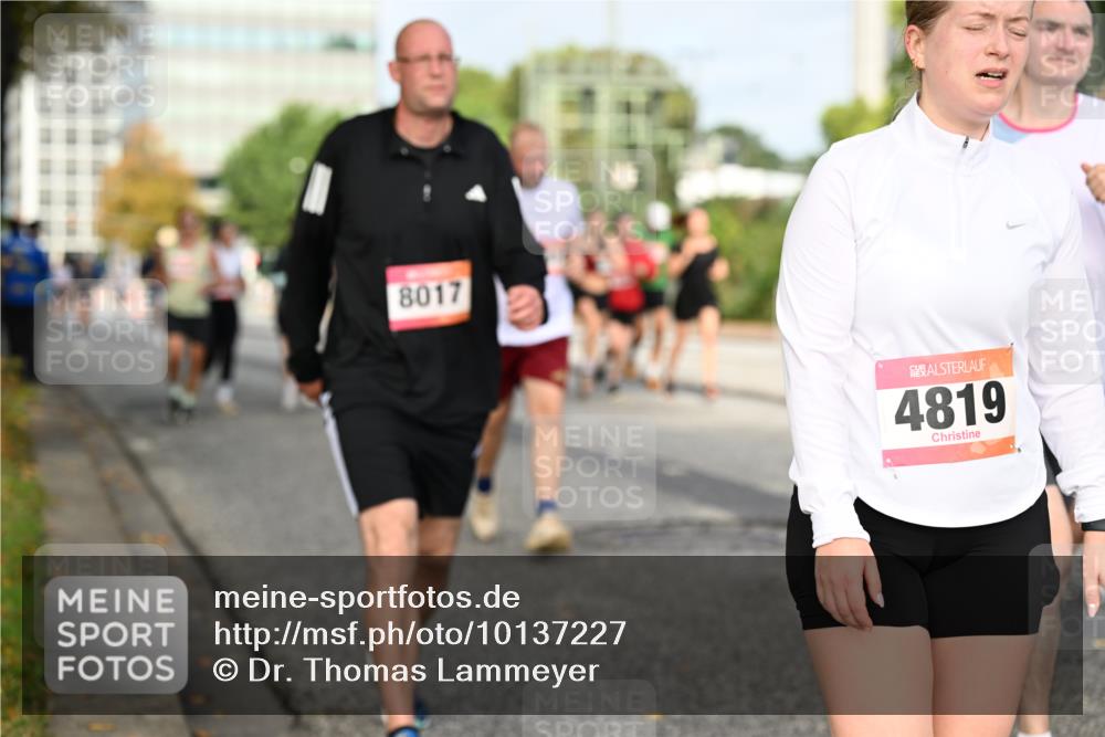 06.09.2026 - CURREX Alsterlauf Dr. Thomas Lammeyer http://msf.ph/oto/10137227 06.09.2026 10:02:43 Laufen 8017, 4819 meine-sportfotos.de