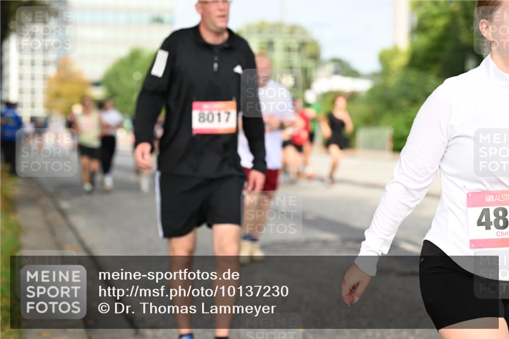 06.09.2026 - CURREX Alsterlauf Dr. Thomas Lammeyer http://msf.ph/oto/10137230 06.09.2026 10:02:43 Laufen 8017, 48 meine-sportfotos.de