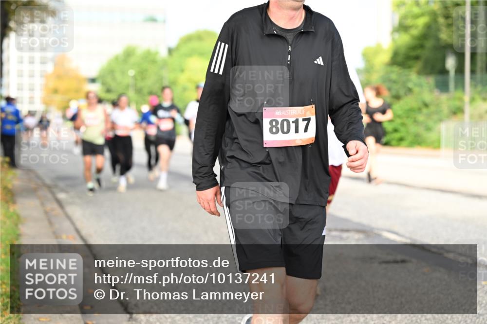 06.09.2026 - CURREX Alsterlauf Dr. Thomas Lammeyer http://msf.ph/oto/10137241 06.09.2026 10:02:44 Laufen 8017 meine-sportfotos.de