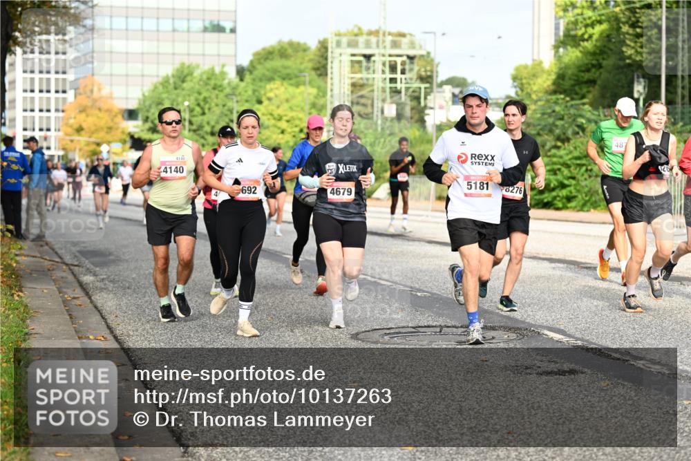 06.09.2026 - CURREX Alsterlauf Dr. Thomas Lammeyer http://msf.ph/oto/10137263 06.09.2026 10:02:46 Laufen 4140, 4140, 4, 692, 5181, 4679, 8276, 487, 26 meine-sportfotos.de