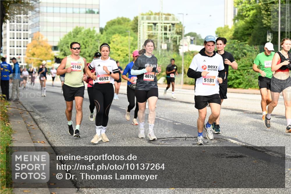 06.09.2026 - CURREX Alsterlauf Dr. Thomas Lammeyer http://msf.ph/oto/10137264 06.09.2026 10:02:46 Laufen 4140, 4140, 5181, 4692, 4679, 01, 4871 meine-sportfotos.de