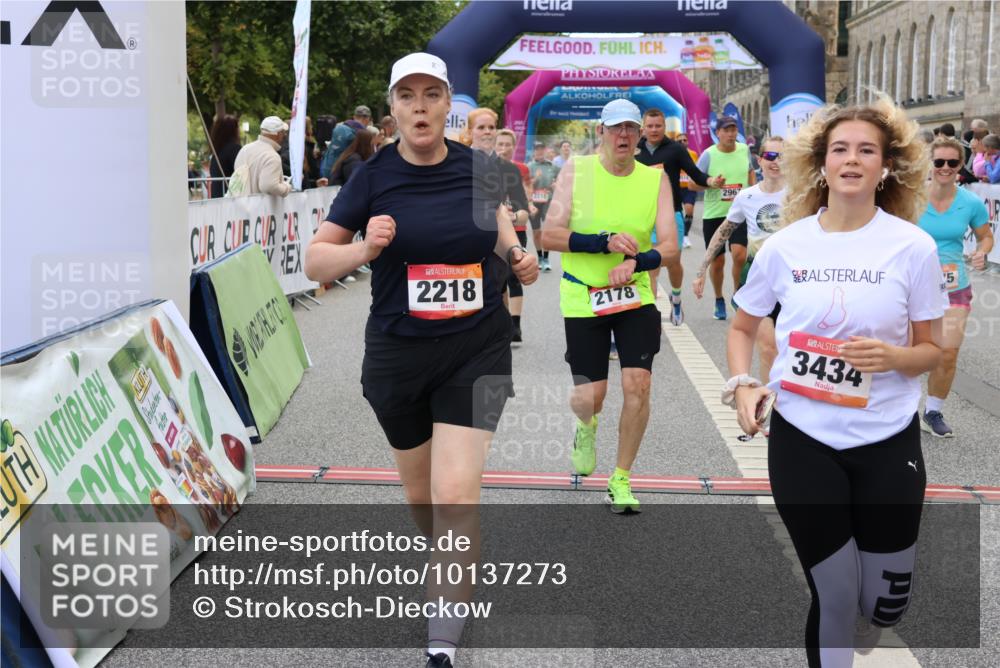 06.09.2026 - CURREX Alsterlauf Strokosch-Dieckow http://msf.ph/oto/10137273 06.09.2026 10:13:19 Ziel 2178, 2215, 2218, 2685, 2822, 2929, 2967, 2971, 3342, 3434, 3438, 3516, 5371, 5372, 6297, 6298, 6402, 6478, 8059, 8075, 8130, 8313 meine-sportfotos.de