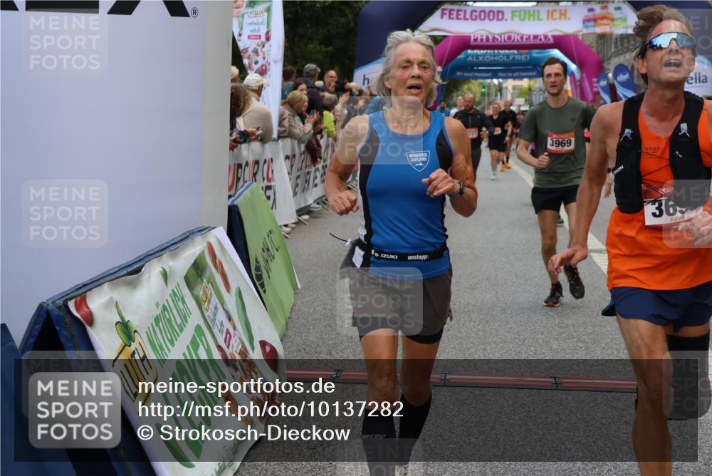 06.09.2026 - CURREX Alsterlauf Strokosch-Dieckow http://msf.ph/oto/10137282 06.09.2026 09:59:31 Ziel 2077, 2227, 2228, 2772, 3129, 3535, 3542, 3657, 3695, 3969, 4091, 4291, 4478, 5474, 5636, 5638, 5712, 5948, 6213, 6447 meine-sportfotos.de