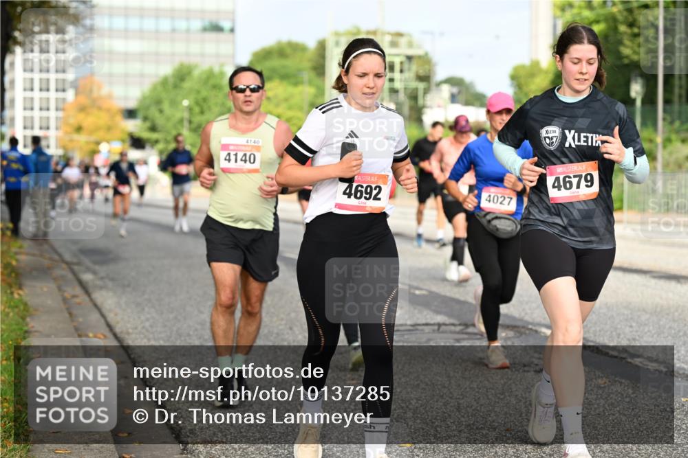 06.09.2026 - CURREX Alsterlauf Dr. Thomas Lammeyer http://msf.ph/oto/10137285 06.09.2026 10:02:48 Laufen 4140, 4140, 4692, 4027, 4679 meine-sportfotos.de