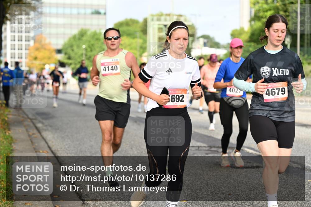 06.09.2026 - CURREX Alsterlauf Dr. Thomas Lammeyer http://msf.ph/oto/10137286 06.09.2026 10:02:48 Laufen 4140, 4140, 692, 4027, 4679 meine-sportfotos.de
