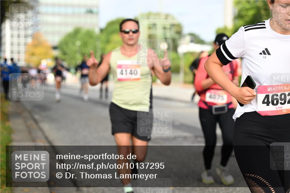 06.09.2026 - CURREX Alsterlauf Dr. Thomas Lammeyer http://msf.ph/oto/10137295 06.09.2026 10:02:49 Laufen 4140, 4075, 4692 meine-sportfotos.de