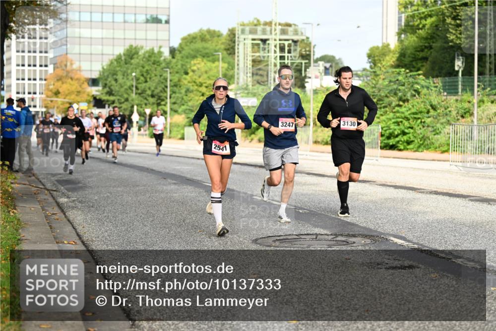 06.09.2026 - CURREX Alsterlauf Dr. Thomas Lammeyer http://msf.ph/oto/10137333 06.09.2026 10:02:53 Laufen 2541, 3247, 3130 meine-sportfotos.de