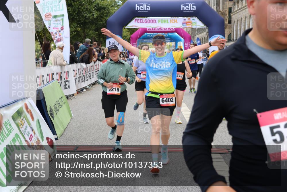 06.09.2026 - CURREX Alsterlauf Strokosch-Dieckow http://msf.ph/oto/10137353 06.09.2026 10:13:24 Ziel 2178, 2215, 2218, 2601, 2685, 2929, 2967, 2971, 3114, 3342, 3434, 3438, 3516, 3859, 4150, 5371, 5372, 6297, 6298, 6402, 8026, 8059, 8075 meine-sportfotos.de